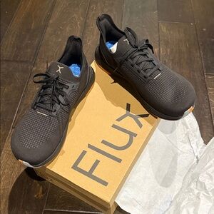 Flux adapt Runner. Size 12 men’s. Brand new in box